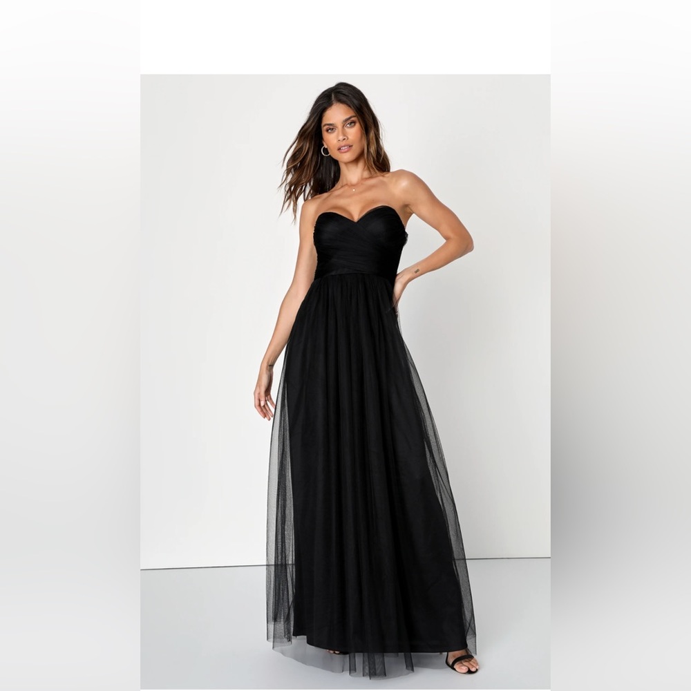 Regal Behavior Black Tulle Strapless Maxi Dress